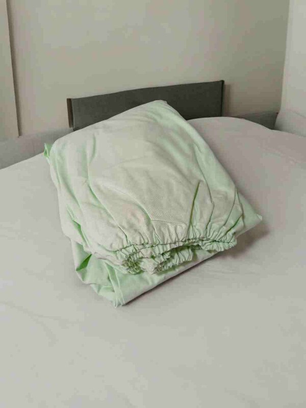 Простыня на резинке - 140x200x25 cм - Фисташковая - 11267